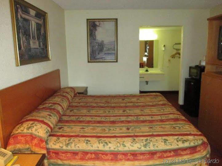 Motel Baymont By Wyndham